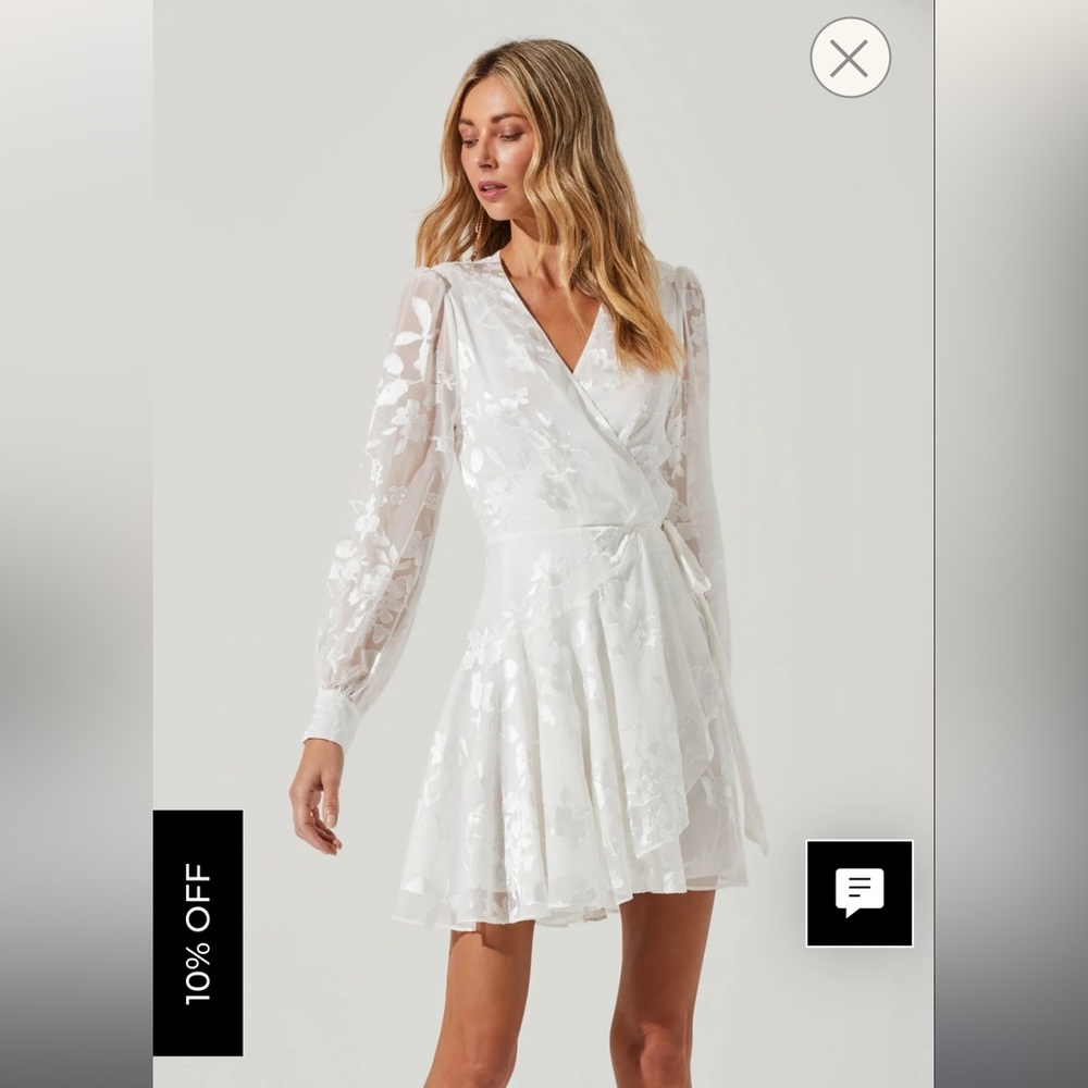 Astr The Label AJA Burnout Wrap Front Mini Dress Size Medium White Wedding